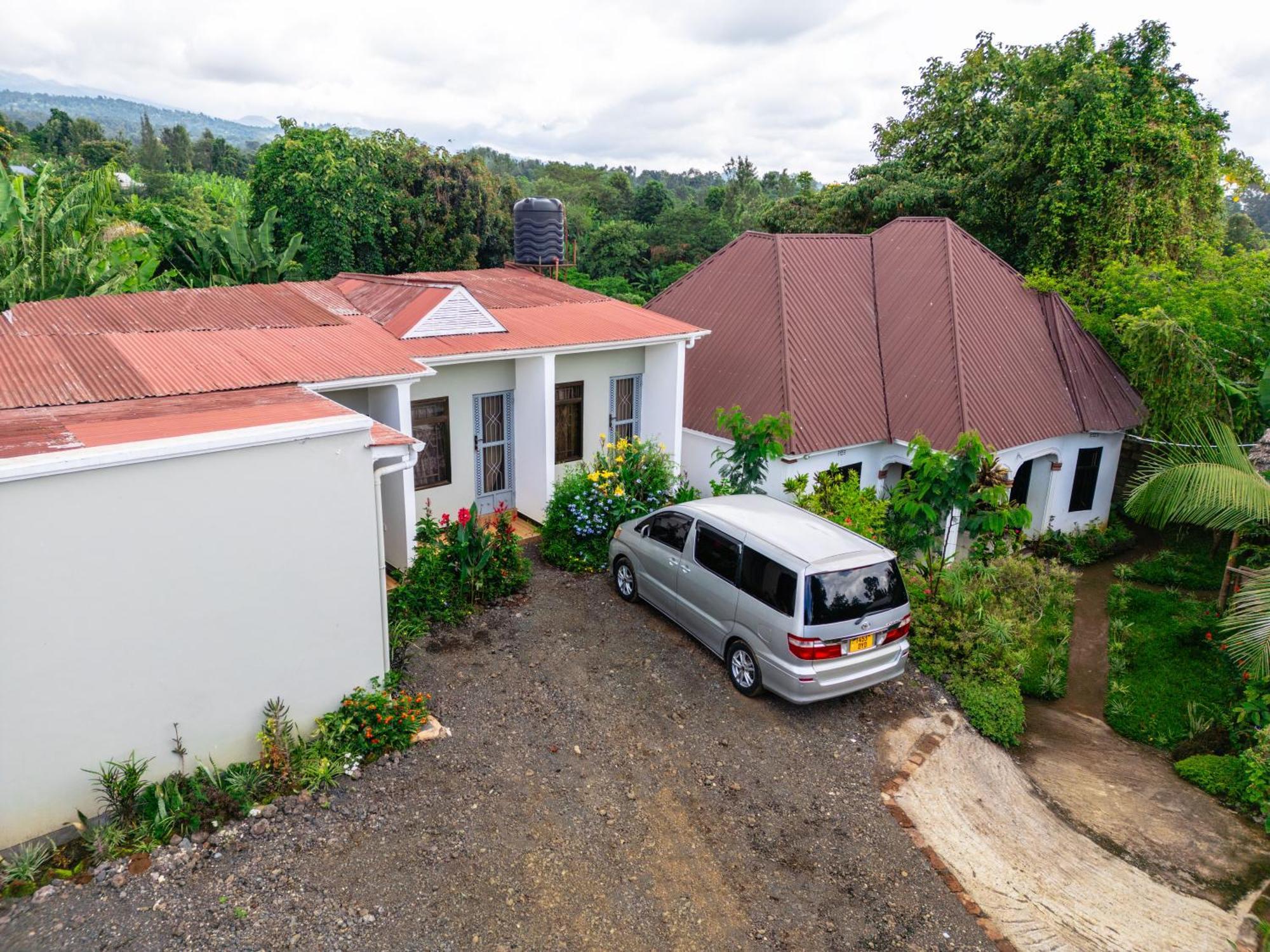 New Dream House Bed & Breakfast Аруша Екстериор снимка
